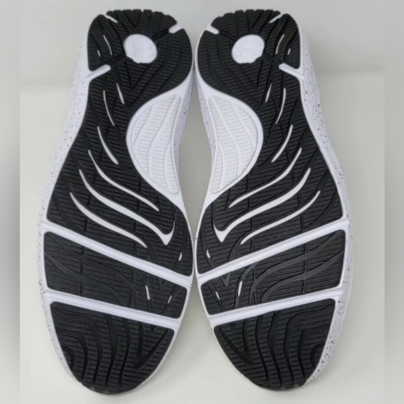 Under Armour Women's Size 11 UA Charged Pursuit 2 Sneakers Shoes 3025244 101 New - Picture 11 of 11